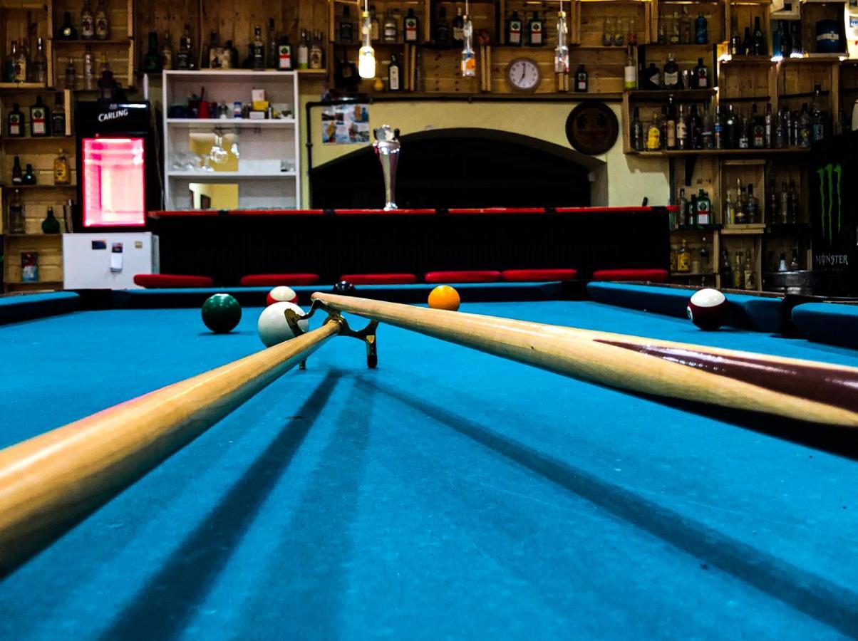 Whole Basement Former Pub3 For Bachelor / Bachelorette Party Будапеща Екстериор снимка