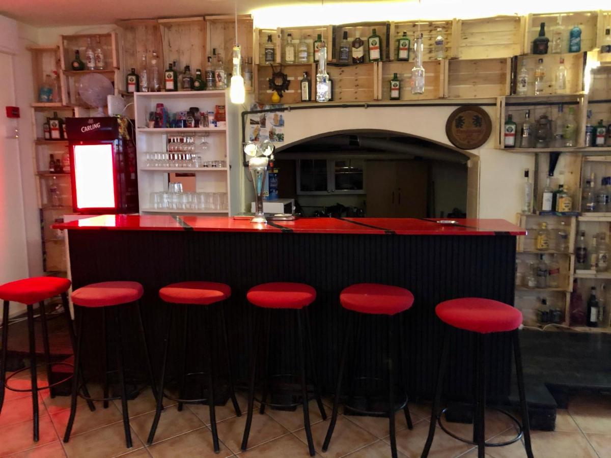 Whole Basement Former Pub3 For Bachelor / Bachelorette Party Будапеща Екстериор снимка